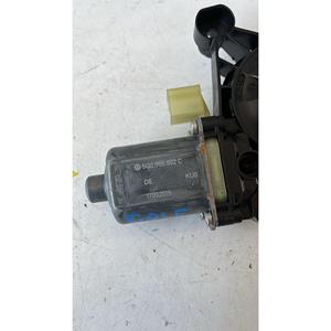 Moteur électrique de lève-vitre avant droit pour VOLKSWAGEN Golf 7 Berline (12>) 5Q0959802C DAC - Product Image 5