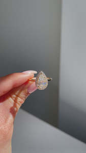 Bagues de fiançailles en or massif 18 carats, bagues de mariage de luxe faites à la main en laboratoire, taille poire, diamant cultivé, cadeau pour elle - Product Image 5