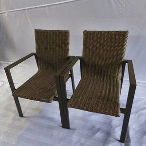 Chaise d'appoint en bois tressé en noyer noir, design moderne, chaise naturelle, mobilier d'extérieur - Product Image 1