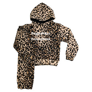 Conjunto de sudadera con capucha y pantalones de chándal de camuflaje unisex para niños, chándal con capucha de invierno, sudaderas con capucha y estampado de camuflaje de leopardo personalizables para niños - Product Image 1