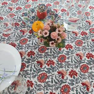 ผ้าปูโต๊ะพิมพ์ลายดอกไม้บานด้วยมือสีแดงผ้าคลุมโต๊ะทรงสี่เหลี่ยมผืนผ้าและผ้าปูโต๊ะทรงกลมของขวัญให้ความอบอุ่นสำหรับบ้าน4 6และ8ที่นั่ง - Product Image 4