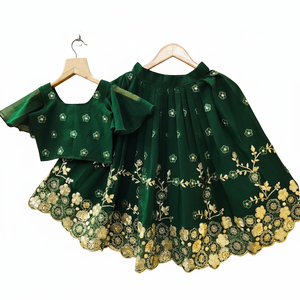 ชุดเลเฮนกาโชลีสีเขียวสำหรับเด็กผู้หญิง แบรนด์ Shoryam งานปักเต็มตัว ยาวกรอมพื้น สไตล์อินโด-เวสเทิร์น ชุดเดรสแบบดั้งเดิมสำหรับงานอีด ดีวาลี และงานแต่งงาน - Product Image 1