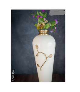 Diseño nórdico interior/exterior decoración del hogar moderno aluminio fundido hoja oro piel alta estabilidad Metal latón martillado florero - Product Image 3