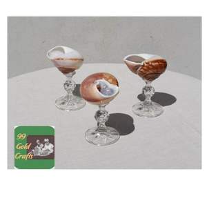 Coupe à martini en coquille de conque naturelle, gobelet à vin fait à la main pour les événements romantiques et la décoration de bar - Product Image 1