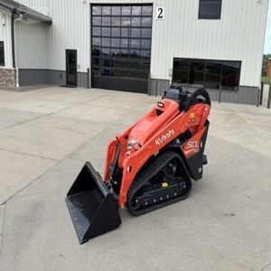 รถตักดินขนาดเล็ก Kubota SCL1000 มือสอง เครื่องยนต์ดีเซล ระบบ PLC ประสิทธิภาพสูง สำหรับงานก่อสร้าง รับประกัน 2 ปี ขาย - Product Image 1