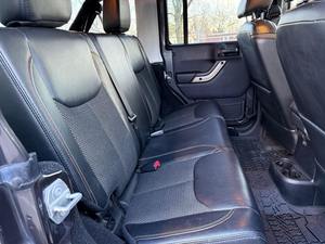 Jeep Wrangler Unlimited Sahara 4x4 2016 Usado en Buen Estado, Edición 75 Aniversario, Transmisión Manual de 6 Velocidades - Product Image 5