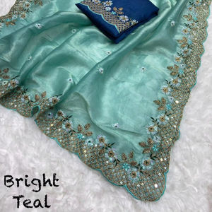 ชุดส่าหรีผ้าไหมสำหรับเจ้าสาวงานปาร์ตี้แฟนซีแบบดั้งเดิมสุดพิเศษจากร้าน Royal Lush ชนเผ่าอินเดีย - Product Image 1