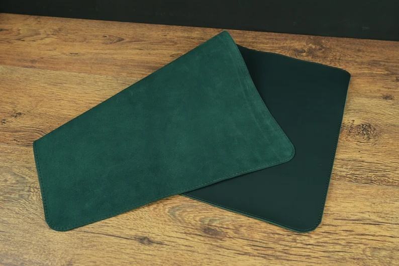 สีเขียว