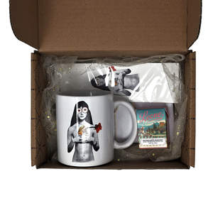 Set de Regalo 'Mujer Enamorada' en Elegante Caja - Arte para el Hogar, Collage Sarcástico - Product Image 3