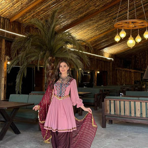 Impresionante Vestido Étnico Afgano de Gasa con Mangas Largas y Bordado de Espejo, Perfecto para Eventos Festivos, Bodas y Espectáculos Culturales - Product Image 1