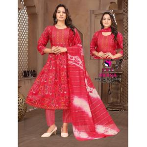 Nayra Cut Rayon Catálogo Impreso Dupatta Trabajo hecho a mano Fancy Kurtis Pant Sequence Readymade Indian & Pakistani Clothing Export - Product Image 1