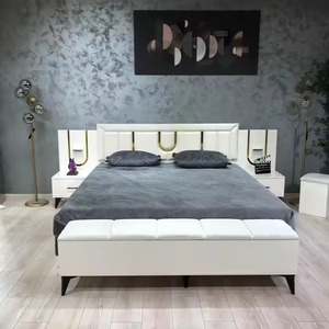 Lits élégants pour intérieurs modernes Ensembles de chambre élégants et beaux - Product Image 1