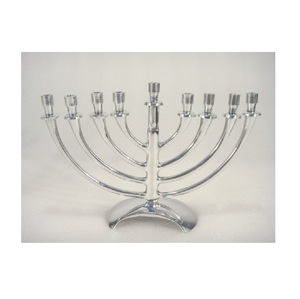 Porte-bougie Menorah en aluminium à 9 piliers et porte-bougie de table pour la décoration de la maison - Product Image 2