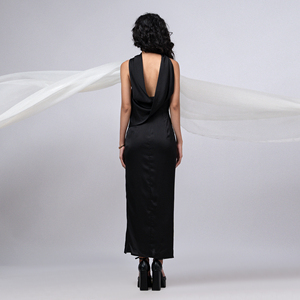 Robe en satin à fente personnalisée ODM Robe noire trapèze à dos sexy Vêtements pour femmes ODM Robes élégantes à épaules dénudées - Product Image 2