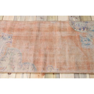 Tapis turc 2,5 x 5,4 pieds, petit tapis vintage, tapis à motifs floraux orange - Product Image 3