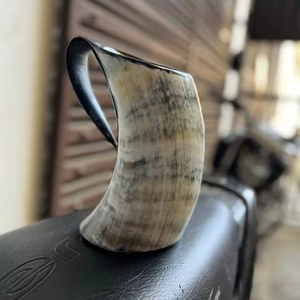 Taza de cuerno de búfalo hecha a mano ecológica de animales naturales, personalizable para fiestas en casa, hoteles y exportaciones globales - Product Image 1