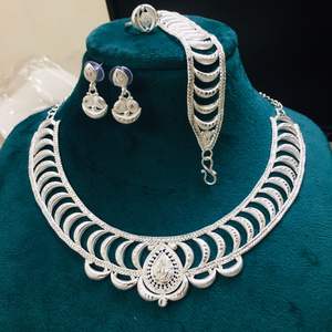 Collier en cuivre argenté pour femmes, bijoux de mode, pour mariage, style africain et bohème, tendance, nouvelle collection - Product Image 1