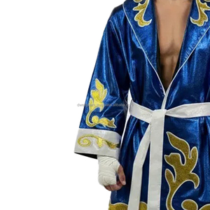 Fabricant de Robes de Boxe à Marque Privée – Robes de Cérémonie à Capuche en Satin Personnalisées – Vêtements de Boxe en Gros - Product Image 6