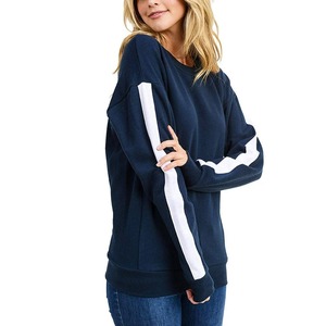 Sweat-shirt oversize pour femme Kamro Sport, col rond, manches longues, imperméable, respirant, en toile polyester/coton, imprimé par décharge - Product Image 4