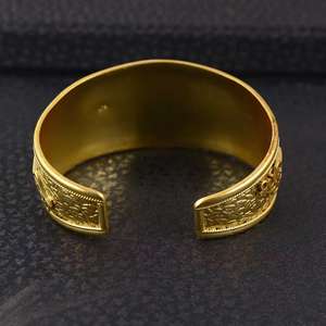 Brazalete metálico estilo bohemio, joyería de estilo escultórico moderno de China para mujer, brazalete étnico hecho a mano, exportación al por mayor, premium. - Product Image 5