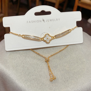 Bracciale a Quadrifoglio Placcato Oro 18K per Donne, in Rame con Zirconia Cubica, Catena Regolabile, Gioiello alla Moda, Idea Regalo - Product Image 3