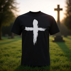 Camiseta con cruz cristiana, camiseta negra con gráfico religioso para hombre - Product Image 3