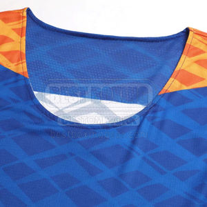 Uniformes performants de basket-ball comportant le polyester respirable pour les uniformes ultimes de basket-ball de confort - Product Image 3