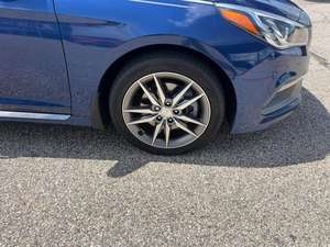 รถซูบิค โซนาต้า สปอร์ต เทอร์โบ ขับเคลื่อนสี่ล้อ เบาะหนัง ล้อแม็ก R17 ปี 2017 รุ่นซีดาน - Product Image 3