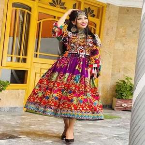 Phụ nữ tuyệt đẹp <span class=keywords><strong>anarkali</strong></span> bên váy với dupatta Chất lượng cao cấp trong tỷ lệ bán buôn - Product Image 5