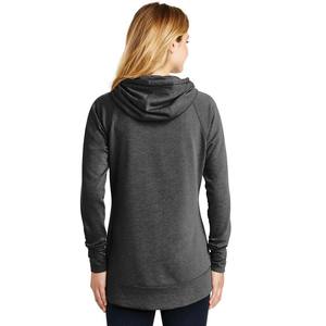 Sudadera Deportiva Holgada con Diseño Personalizado y Orificio para el Pulgar - Product Image 3