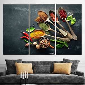 Décoration de cuisine moderne sur toile imprimée : Art mural en verre sur le thème des épices, lot de 3 toiles - Product Image 1