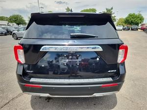 2022 Ford Explorer XLT AWD avec boîte de vitesses automatique sièges en cuir caméra arrière R17 galerie de toit en alliage - Product Image 3