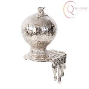 Contemporary Handmade Lightweight Metal <b>Tabletop</b> Vase for High-End Interior Decoration and Modern Homes - Product Image 6