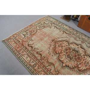 Grand tapis vintage de 5x8,5 pieds, tapis turc à fleurs brun - Product Image 5