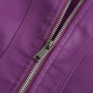 Venta al por mayor recortada estilo bombardero chaqueta de cuero de oveja genuina para las mujeres de Moda de Primavera motocicleta engranaje terminado de procesamiento - Product Image 3