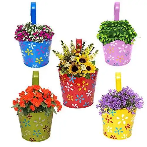 Best selling metal planter pot modern colorful decorate item customized size metal planter bucket with hanger stand