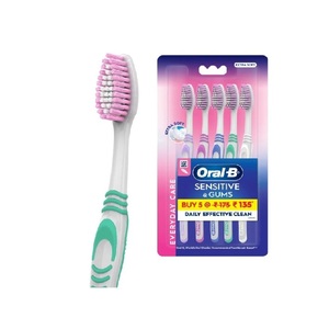 Oral B Cepillo de dientes completo Sensitive Care Pack de 3x6 Hojas x 16 Total 288 Cepillos Venta a granel a precio asequible - Product Image 6