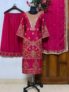 Présentation du nouveau Designer Party Wear Chinon Silk Beautiful Sequence Broderie Work Top And Palazzo With Lace Border Dupatta - Product Image 3