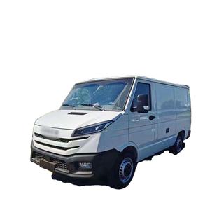 Furgoneta de Carga Pequeña Diésel de 2.5 T de Bajo Consumo, Techo Bajo, 2 o 3 Plazas, Vehículo de Transporte - Product Image 1