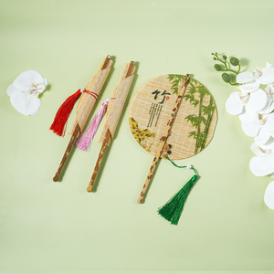 Ventagli a mano in bambù retrattile con Logo personalizzabile con rifiniture in nappe e servizi di stampa unici - Product Image 3