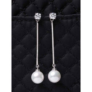 Boucles d'oreilles CLARA en argent sterling 925 avec perles, plaquées rhodium, serties de zircone suisse, fermoir à vis, cadeau pour femmes et jeunes filles - Product Image 2