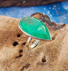 Bague en cristal d'émeraude en argent sterling 925 bijoux pour femmes magnifiquement conçus pour mariage ou cadeau - Product Image 5