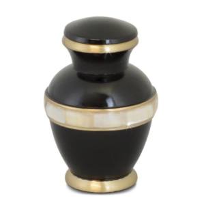 Urna de recuerdo de cremación de latón con esmalte rosa y acabado pulido Mini urnas de recuerdo de cenizas humanas de alta calidad - Product Image 5