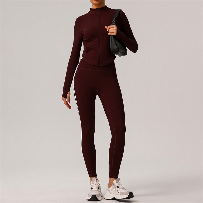 chaqueta+leggings-marrón