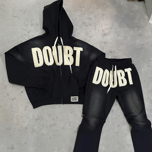 Ensemble survêtement deux pièces pour homme, personnalisé en gros, lourd, avec broderie délavée, pantalon de survêtement et sweat à capuche avec strass délavé à l'acide - Product Image 1