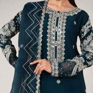 Conjunto de traje informal moderno para mujer Listo para usar Top de manga larga y pantalones cónicos Adecuado para el uso diario y looks de oficina - Product Image 4