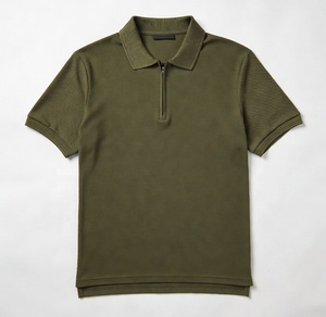 Polo zippé à manches courtes pour homme, sur mesure OEM ODM, en piqué premium, avec fermeture éclair sur le devant et col et poignets côtelés. - Product Image 1