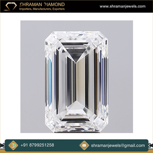 Diamant de laboratoire de taille émeraude de 3,05 carats VS2 certifié IGI en provenance d'Inde pour les bagues de fiançailles, les alliances, les bijoux d'anniversaire, les pendentifs - Product Image 2