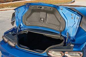 Camaro ZL1 Coupé 2021 Sin Reserva, Transmisión Manual de 6 Velocidades, Motor V8 Supercargado, Alerón de Fibra de Carbono - Product Image 4