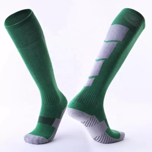 Calcetines de Rodilla para Hombre de Alta Calidad, Colores Personalizados, Diseño a Rayas, Ecológicos, Antideslizantes, con Logotipo Personalizado en la Parte Inferior, para Deportes de Invierno - Product Image 1